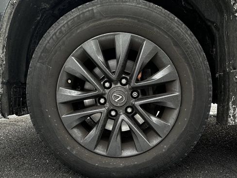 Certified 2023 Lexus GX 460 Premium image 5