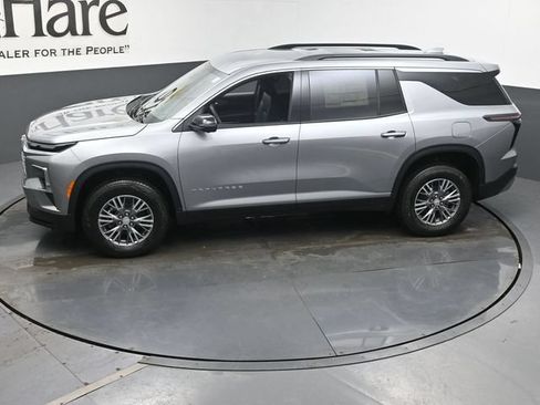 New 2026 Chevrolet Traverse LT w/ Driver Confidence Package FWD image 37