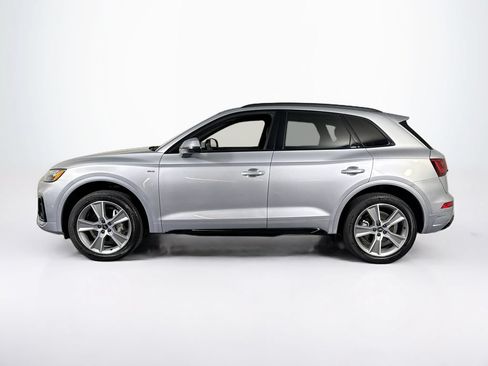 Used 2025 Audi Q5 2.0T Premium w/ Convenience Plus Package AWD/4WD image 2