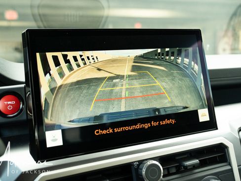 Used 2025 Toyota Tacoma TRD Off-Road image 18