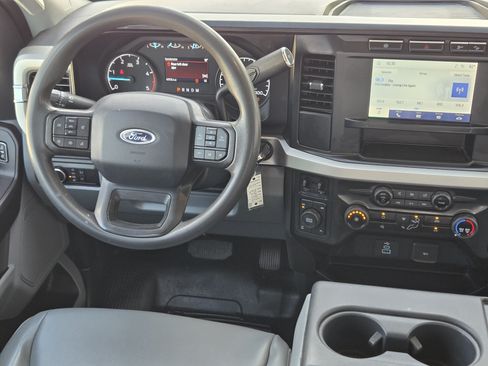 Used 2024 Ford F350 XL w/ FX4 Off-Road Package AWD/4WD image 25