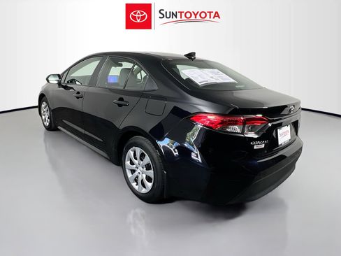 Used 2026 Toyota Corolla LE FWD image 6