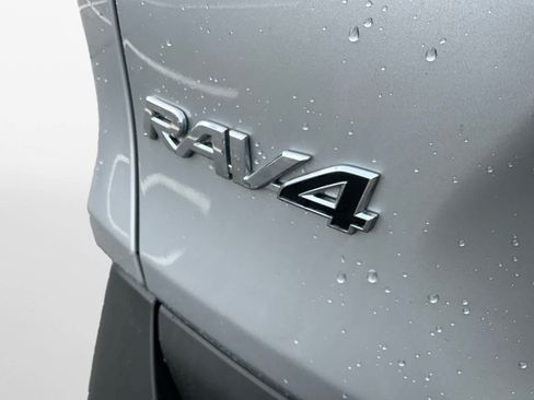 Used 2023 Toyota RAV4 XLE Premium AWD/4WD image 24