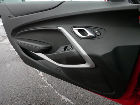 Used 2022 Chevrolet Camaro LT image 28