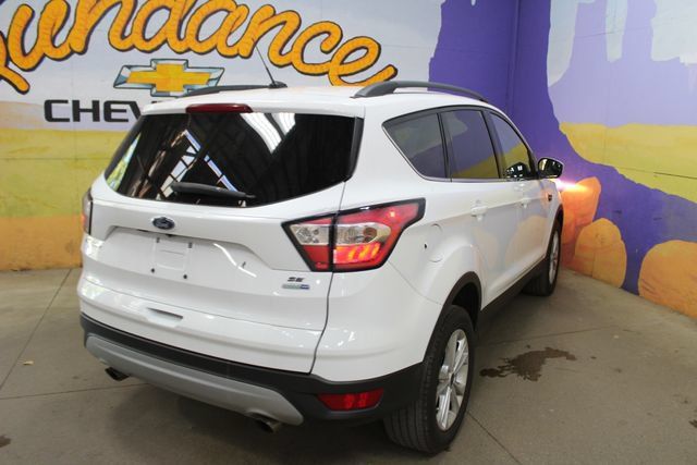 Used 2018 Ford Escape SE AWD/4WD image 8