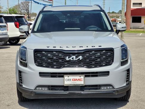 Used 2022 Kia Telluride SX w/ SX Prestige Package image 2