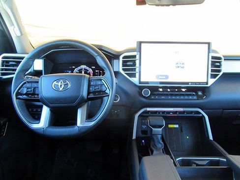 Used 2024 Toyota Tundra Limited image 15