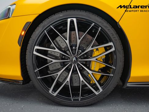 Used 2025 McLaren GTS RWD image 36