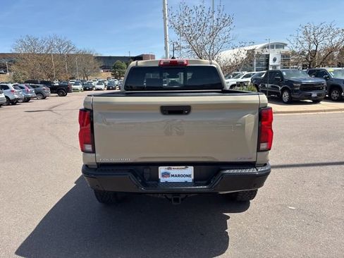 Certified 2024 Chevrolet Colorado ZR2 w/ Technology Package AWD/4WD image 5