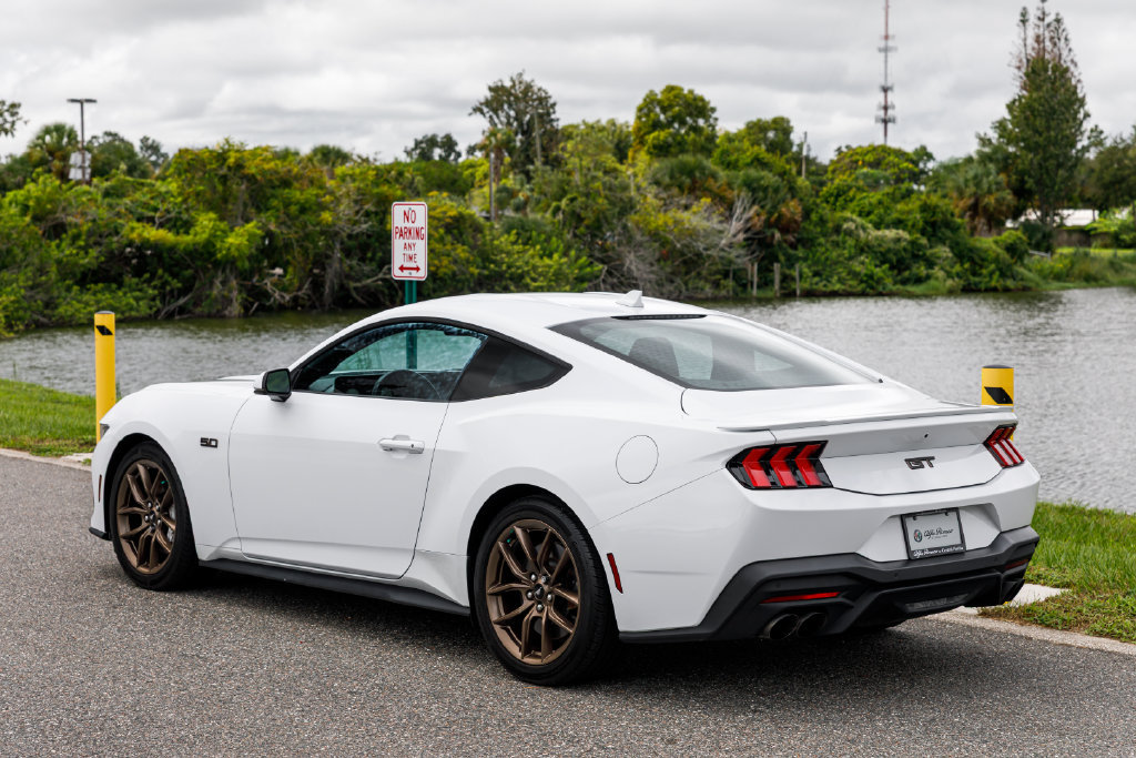 Used 2024 Ford Mustang GT Premium RWD image 9
