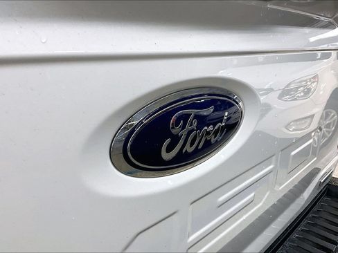 Used 2021 Ford F150 Lariat w/ Equipment Group 502A High AWD/4WD image 23