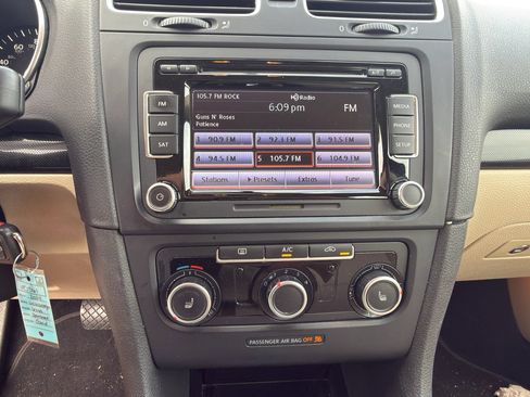 Used 2014 Volkswagen Jetta TDI FWD image 12