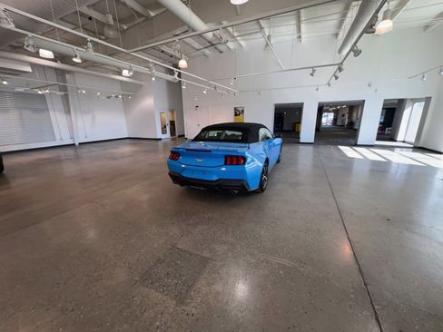 Used 2024 Ford Mustang Premium image 16