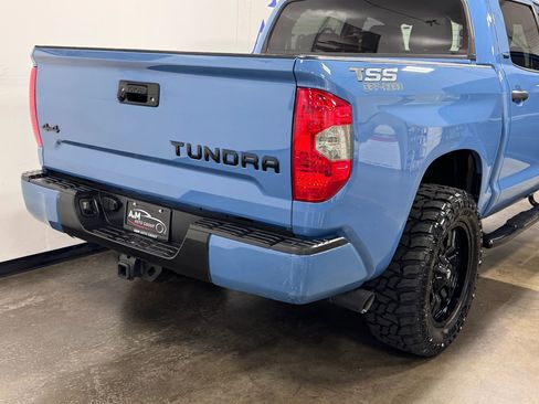 Used 2019 Toyota Tundra SR5 w/ SR5 Upgrade Package image 8