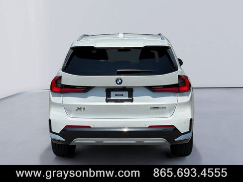 Used 2023 BMW X1 xDrive28i w/ Convenience Package AWD/4WD image 4