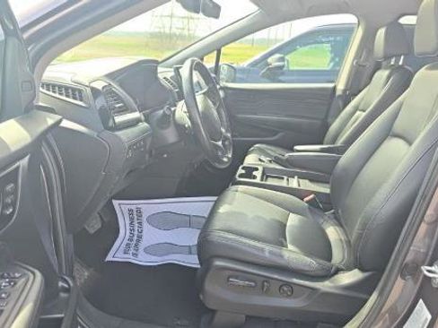 Used 2023 Honda Odyssey Touring image 4