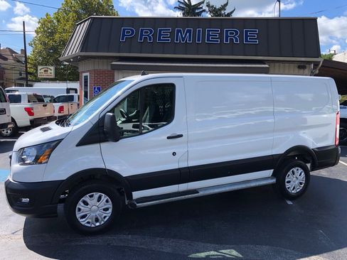 Used 2025 Ford Transit 250 Low Roof w/ Exterior Upgrade Package RWD image 2