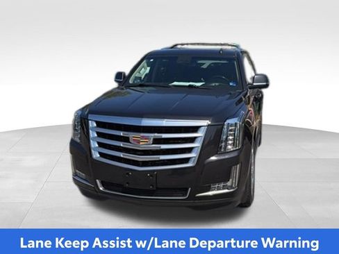 Used 2019 Cadillac Escalade Luxury AWD/4WD image 31