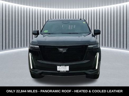 Used 2021 Cadillac Escalade Sport image 11