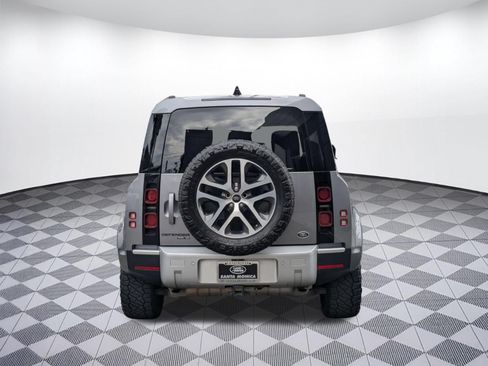 Used 2020 Land Rover Defender 110 HSE AWD/4WD image 4