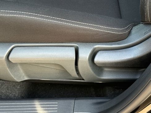 Used 2024 Nissan Rogue S image 20