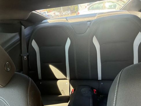 Used 2020 Chevrolet Camaro LT image 13