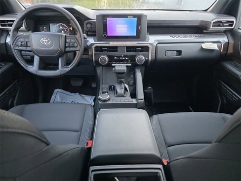 Used 2026 Toyota Tacoma SR5 image 5