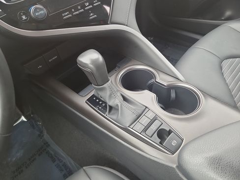 Used 2023 Toyota Camry SE image 21