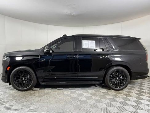 Certified 2023 Cadillac Escalade Premium Luxury Platinum image 4