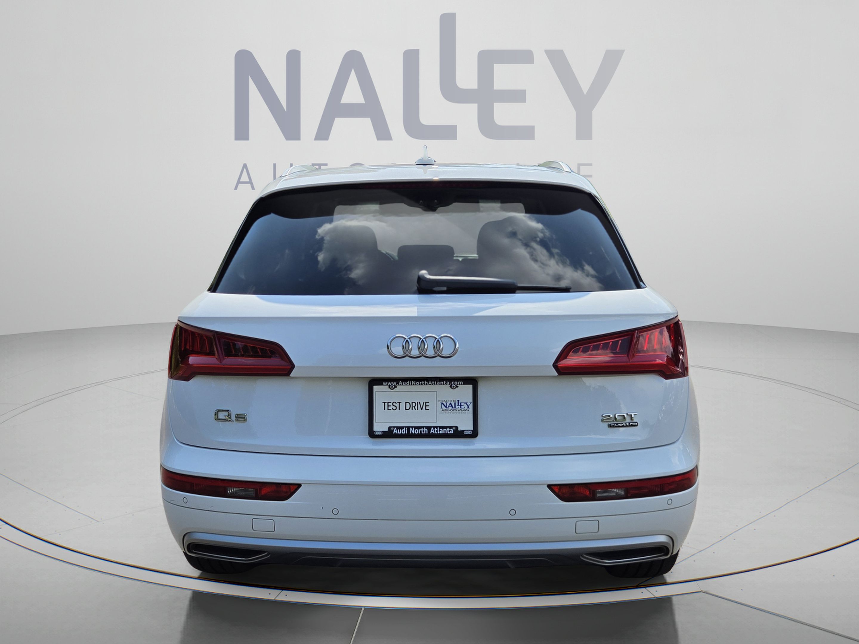 Used 2018 Audi Q5 2.0T Premium Plus w/ Premium Plus Package AWD/4WD image 4