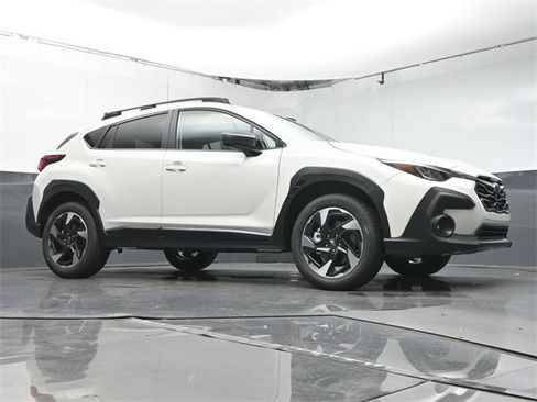New 2025 Subaru Crosstrek 2.5i Limited w/ Crosstrek Mirror Package image 9