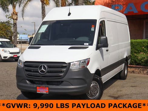 Used 2021 Mercedes-Benz Sprinter 3500 image 4