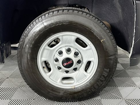 Used 2024 GMC Sierra 2500 Pro w/ Convenience Package image 29