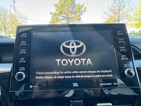 Used 2024 Toyota Camry XSE w/ Navigation Package image 40