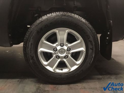 Used 2016 Toyota Tundra SR5 image 21