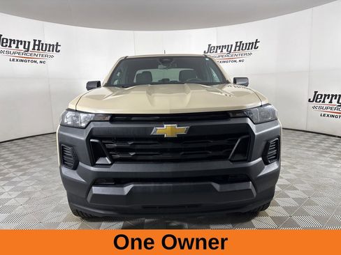 Used 2024 Chevrolet Colorado W/T image 3