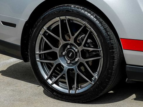 Used 2012 Ford Mustang Shelby GT500 w/ SVT Performance Pkg image 46