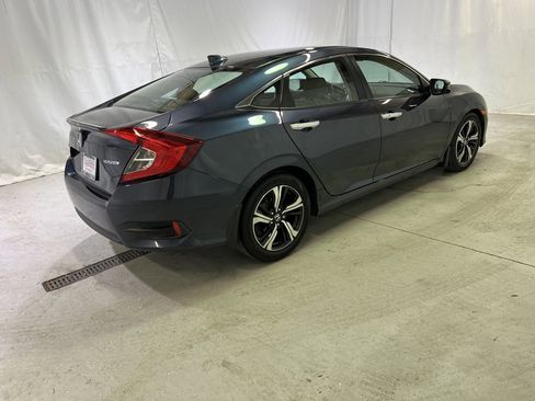 Used 2016 Honda Civic Touring image 11