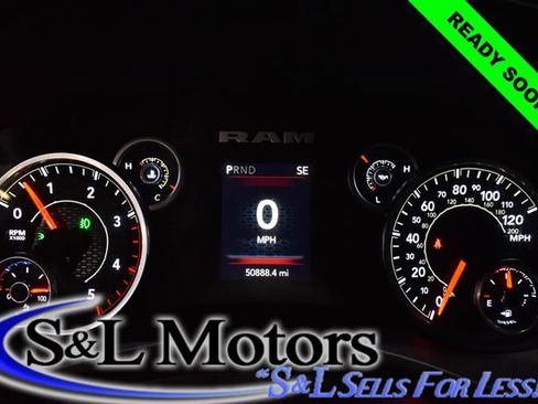 Used 2024 RAM 2500 Big Horn image 25