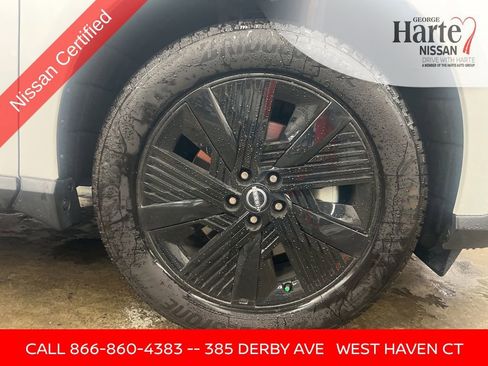 Certified 2025 Nissan Murano SV image 44