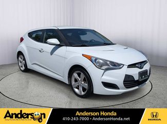 Used 2014 Hyundai Veloster FWD video 1