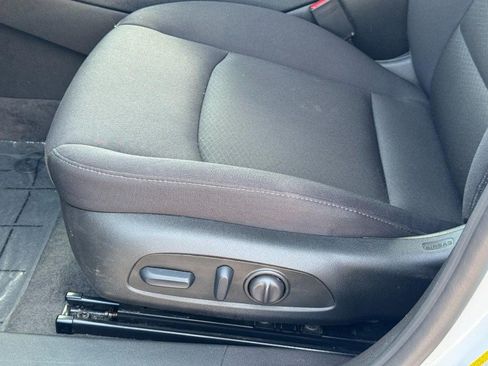 Used 2024 Chevrolet Malibu LT w/ Sport Edition FWD image 23