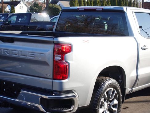 Used 2024 Chevrolet Silverado 1500 LT image 11