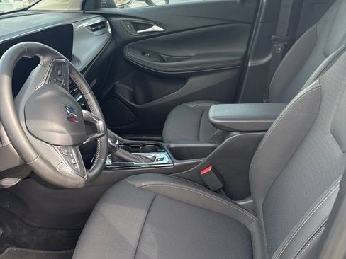 Used 2026 Buick Encore GX Preferred AWD/4WD image 2