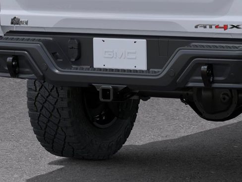 New 2026 GMC Canyon AT4X w/ AT4X AEV Edition AWD/4WD image 15