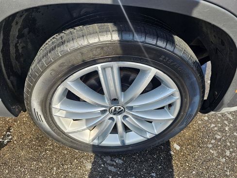 Used 2012 Volkswagen Tiguan S AWD/4WD image 14