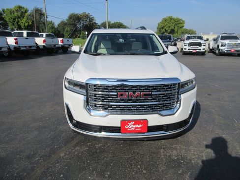 Certified 2022 GMC Acadia Denali w/ Denali Ultimate Package AWD/4WD image 13