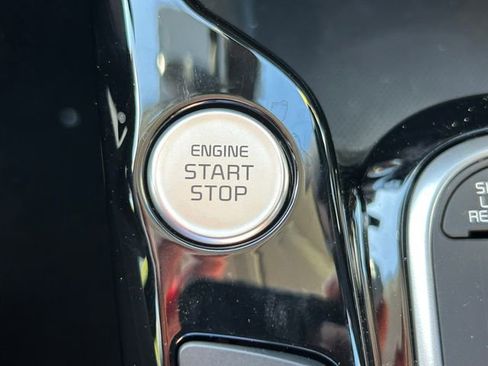 Used 2025 Kia Soul S image 23