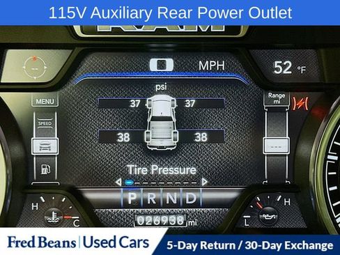 Used 2022 RAM 1500 Big Horn AWD/4WD image 17