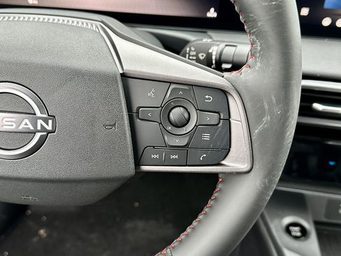 New 2026 Nissan Sentra SR w/ Floor Mat Package FWD image 22